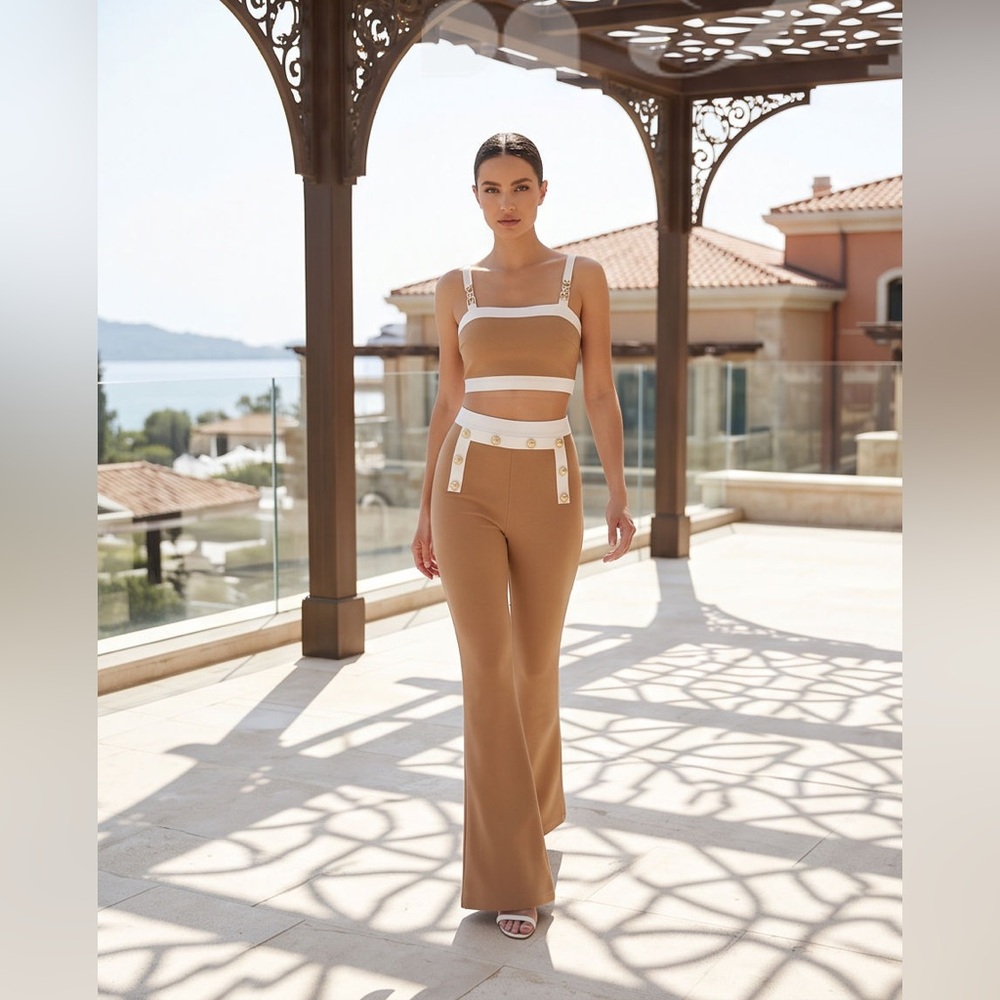 Luxury brown set  this sophisticated, piece beautifully finished white elegant